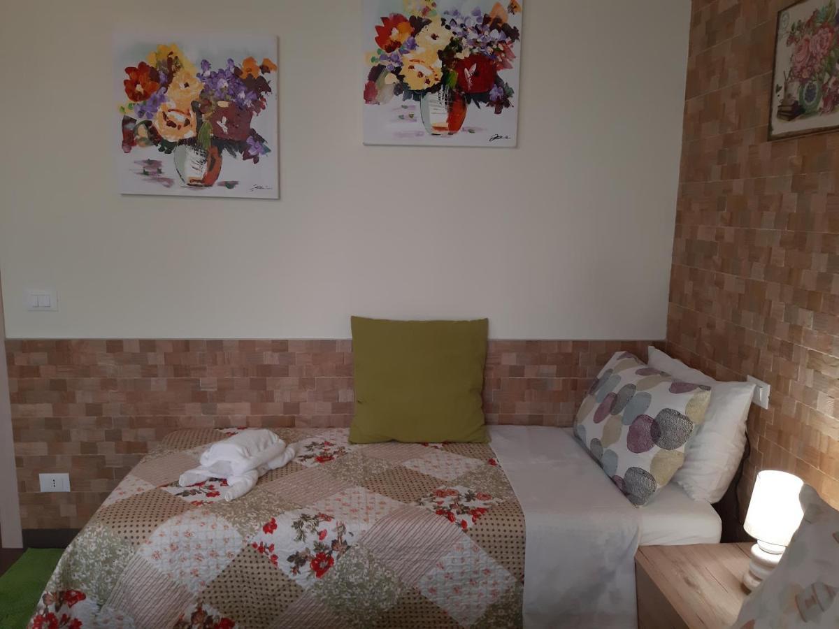 Villa Marianna Garda Lake 佩斯基耶拉德加达 外观 照片