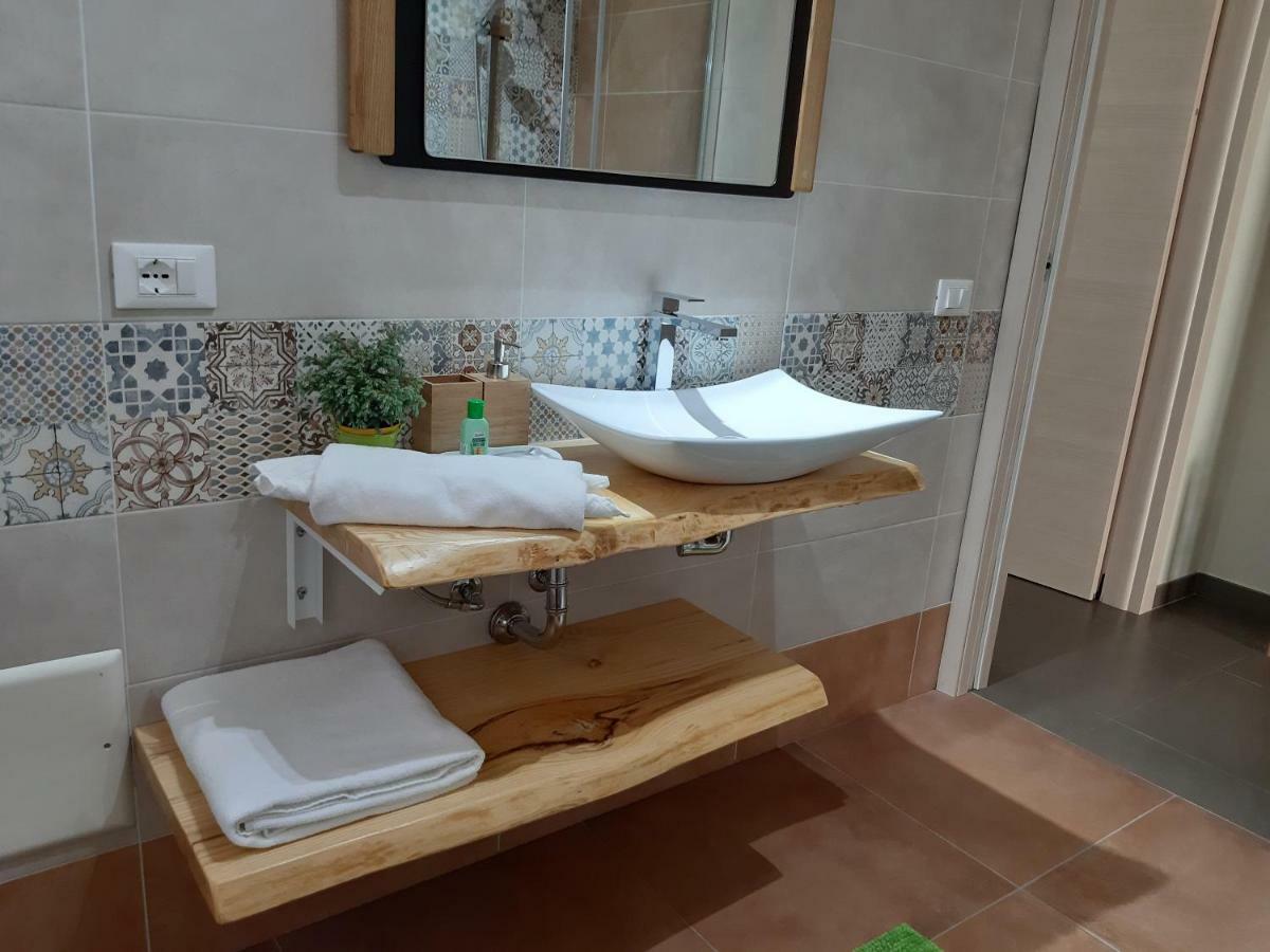 Villa Marianna Garda Lake 佩斯基耶拉德加达 外观 照片