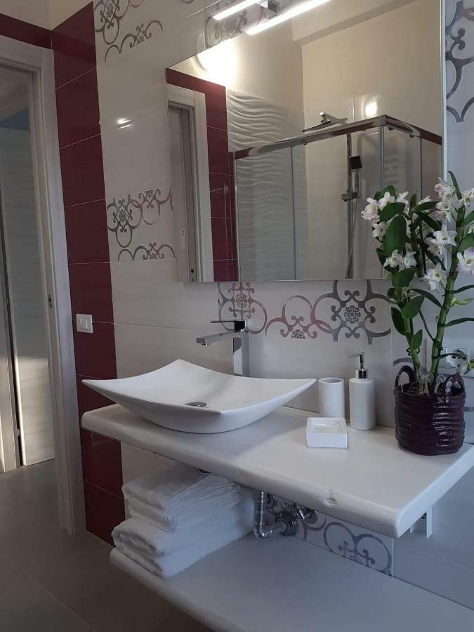 Villa Marianna Garda Lake 佩斯基耶拉德加达 外观 照片
